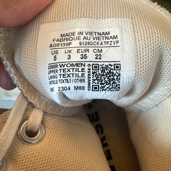 Converse Chuck Taylor High Top Sneaker Beige Grey Womens Size 5 Canvas Upper - Picture 2 of 7